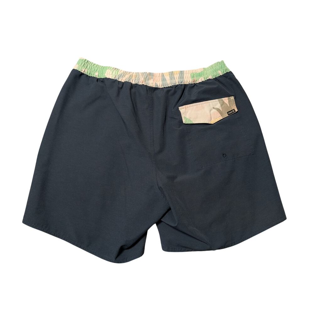ROARK Men's shorts/swim trunks, Medium, lightweight, black & camo print - Picture 2 of 8